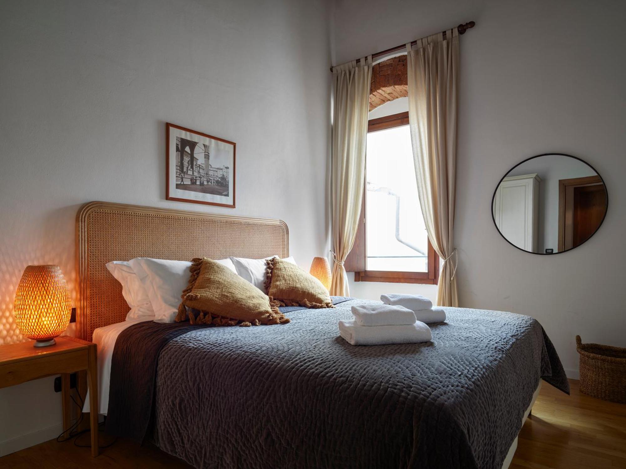One Of A Kind Near The Duomo W/Balcony Palace Apt Florencja Zewnętrze zdjęcie