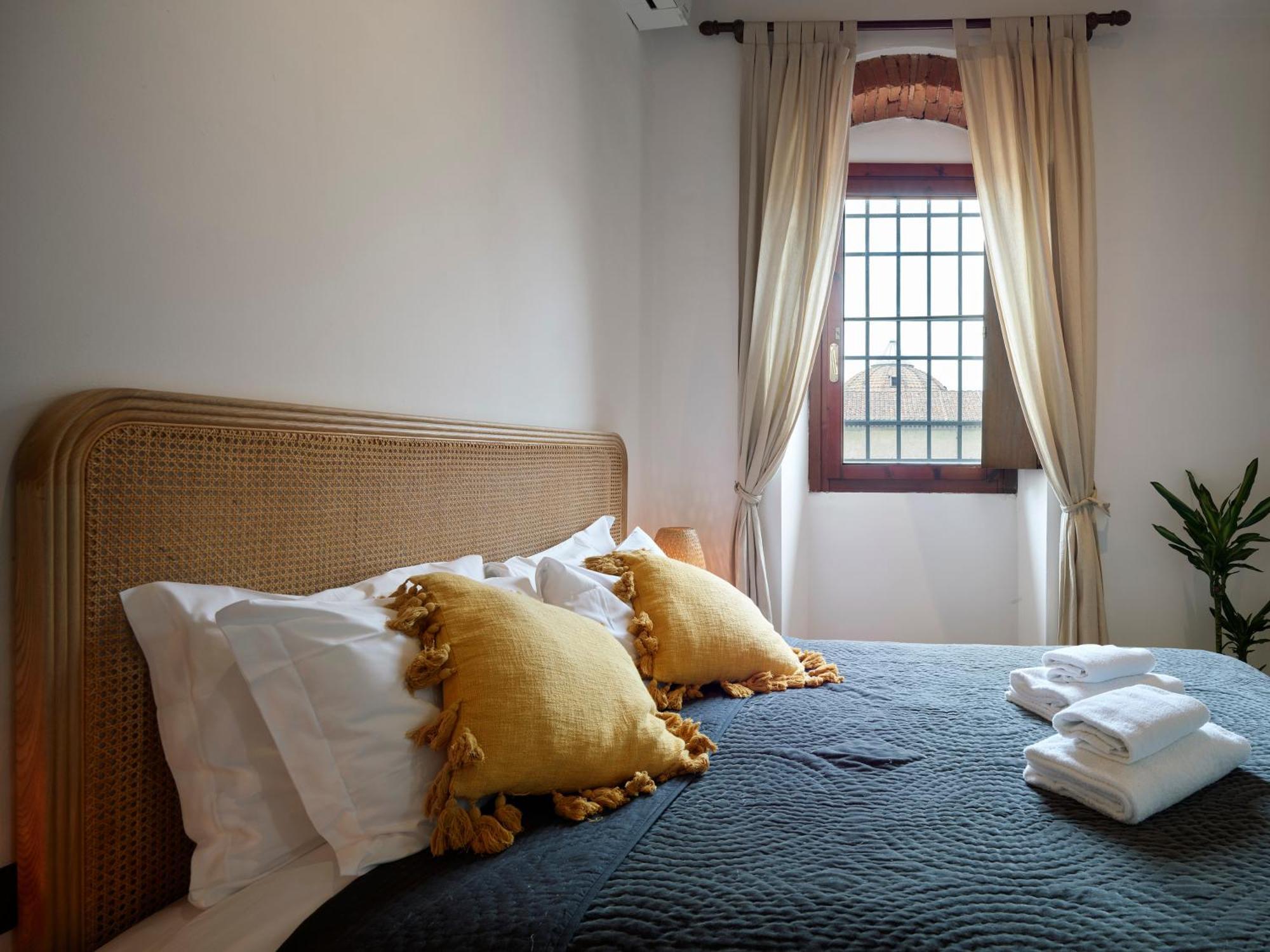 One Of A Kind Near The Duomo W/Balcony Palace Apt Florencja Zewnętrze zdjęcie